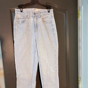 Light wash jeans